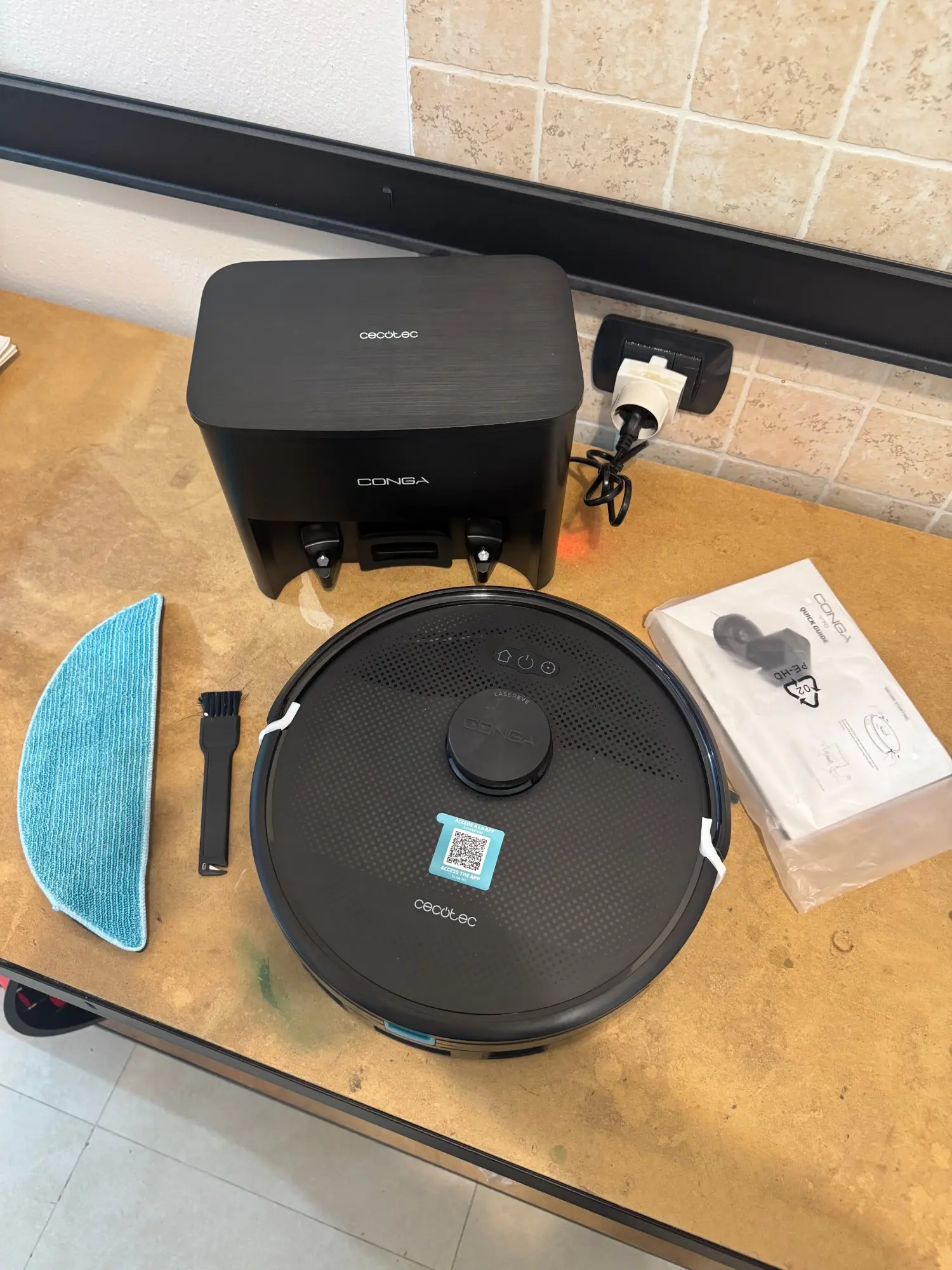 Cecotec Conga Y70 robot aspirapolvere 20000 Pa con base autosvuotante